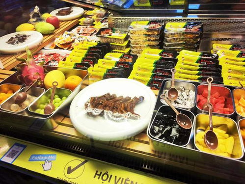 绝味食品 线下热卤与线上电商齐飞，多元化销售网络驱动增长